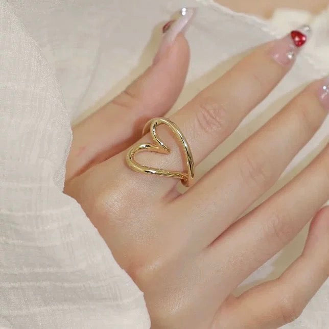 Anello Cuore Bucato